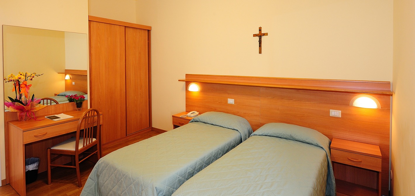 camere-hotel-sacro-cuore-perugia-1420-02